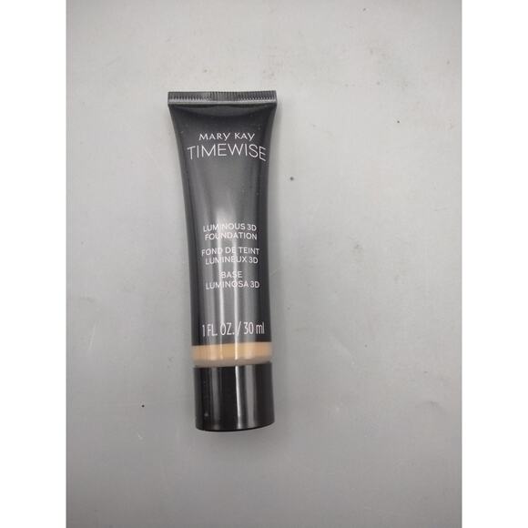 New Mary Kay Timewise Luminous 3D Foundation Bronze W 100 Full Size 1 Oz New - Picture 1 of 4